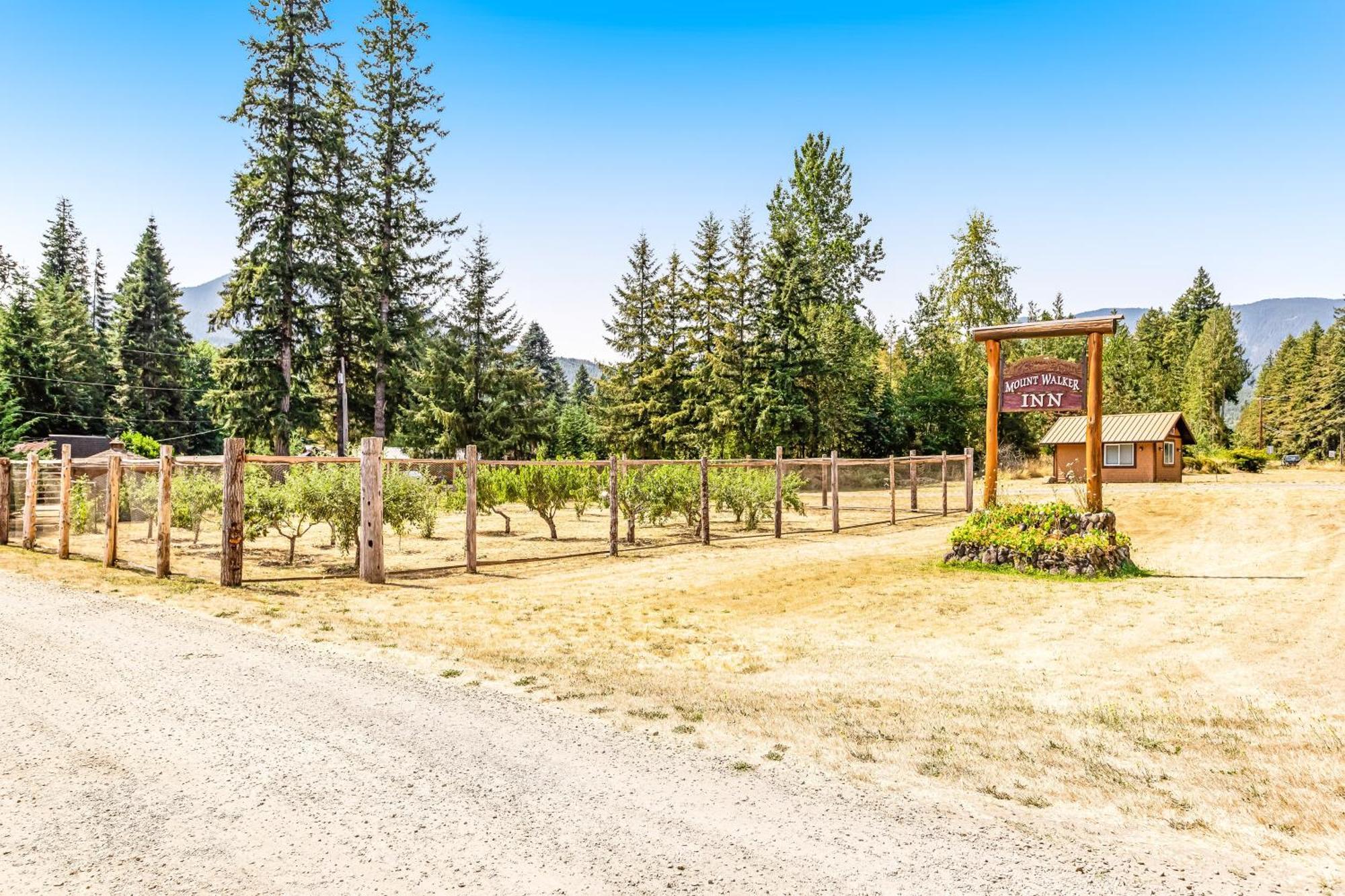 Quilcene Lodge At Mount Walker Inn Екстериор снимка